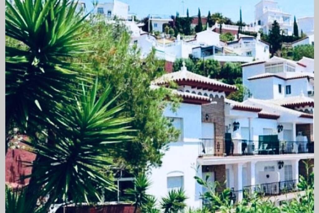 Apartamento Con Vistas Al Mar Нерха Екстер'єр фото